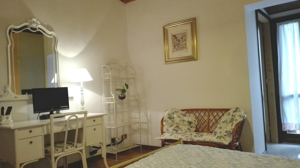 Bed And Breakfast Casale Isorella San Gemini Kültér fotó